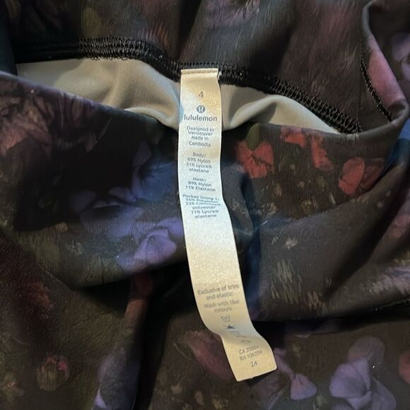 Lululemon Floral Print Wunder Under Crop Leggings Frozen Flourish Size 4 - Picture 7 of 15
